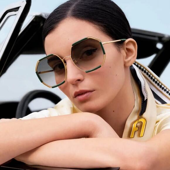 NEW!! Furla SFU785 0300 Stylish Gradient Sunglasses, Authentic main image 6